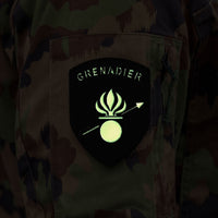 Grenadier - badge - fluorescent