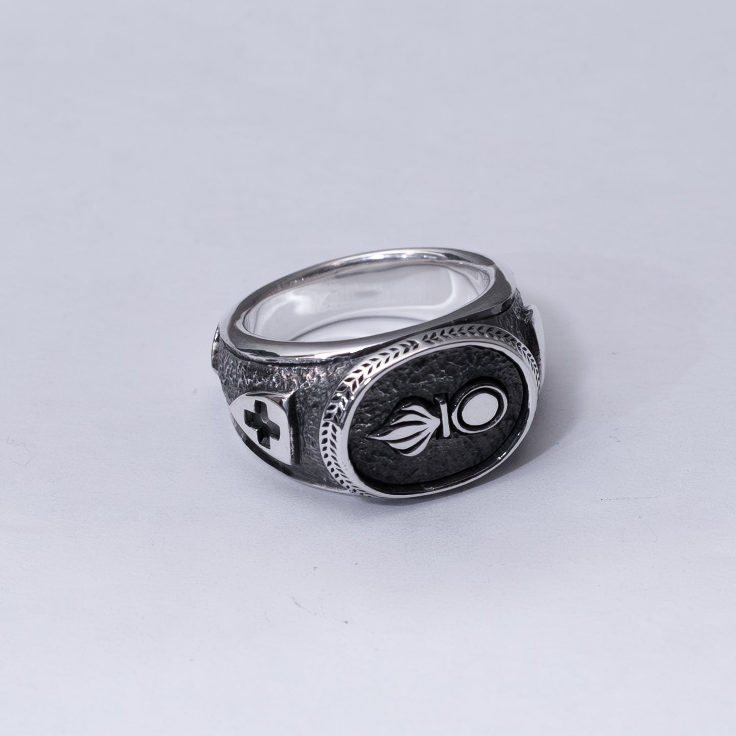 Artillery - Silver signet ring