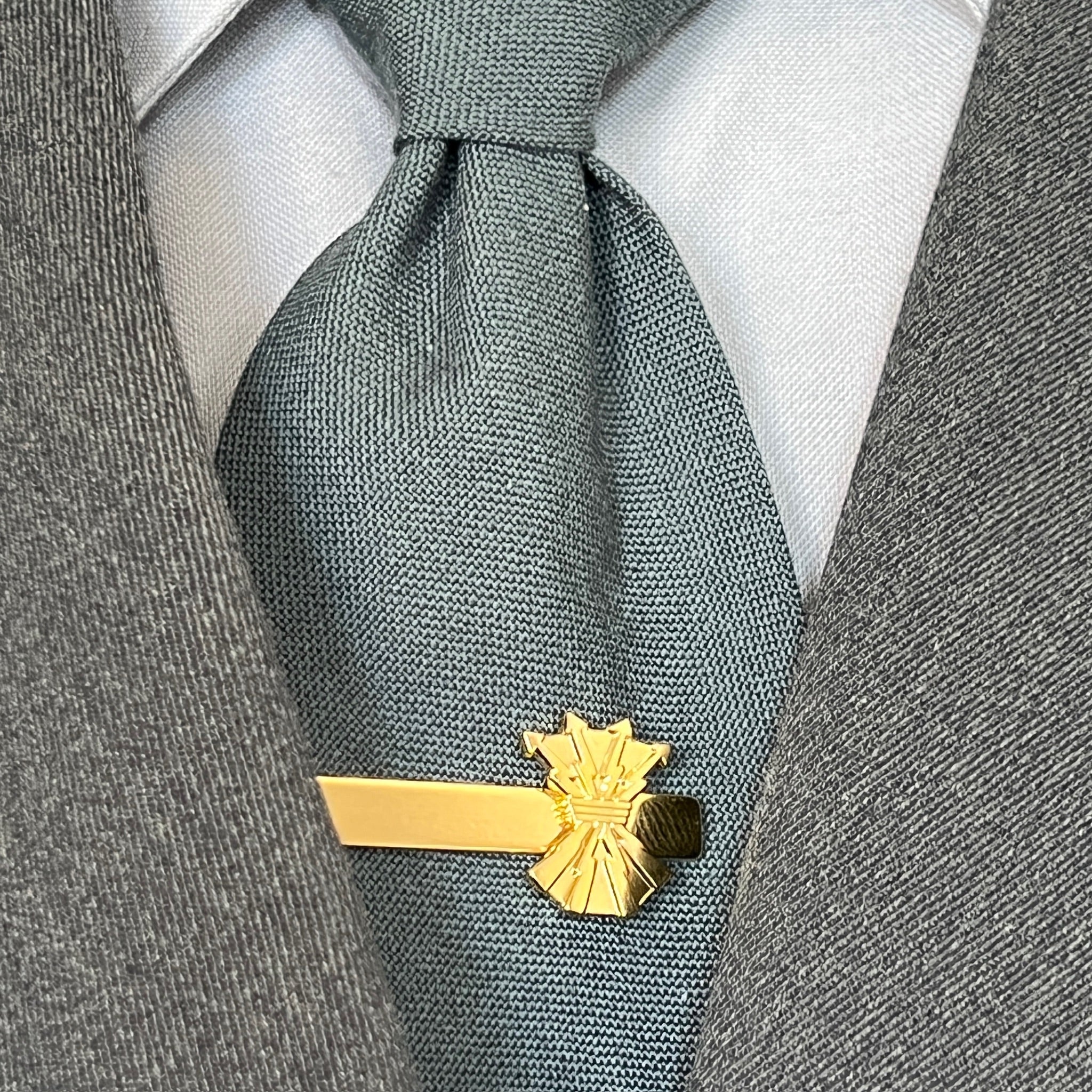 Pince à cravate - Troupes d'aide au commandement - Or