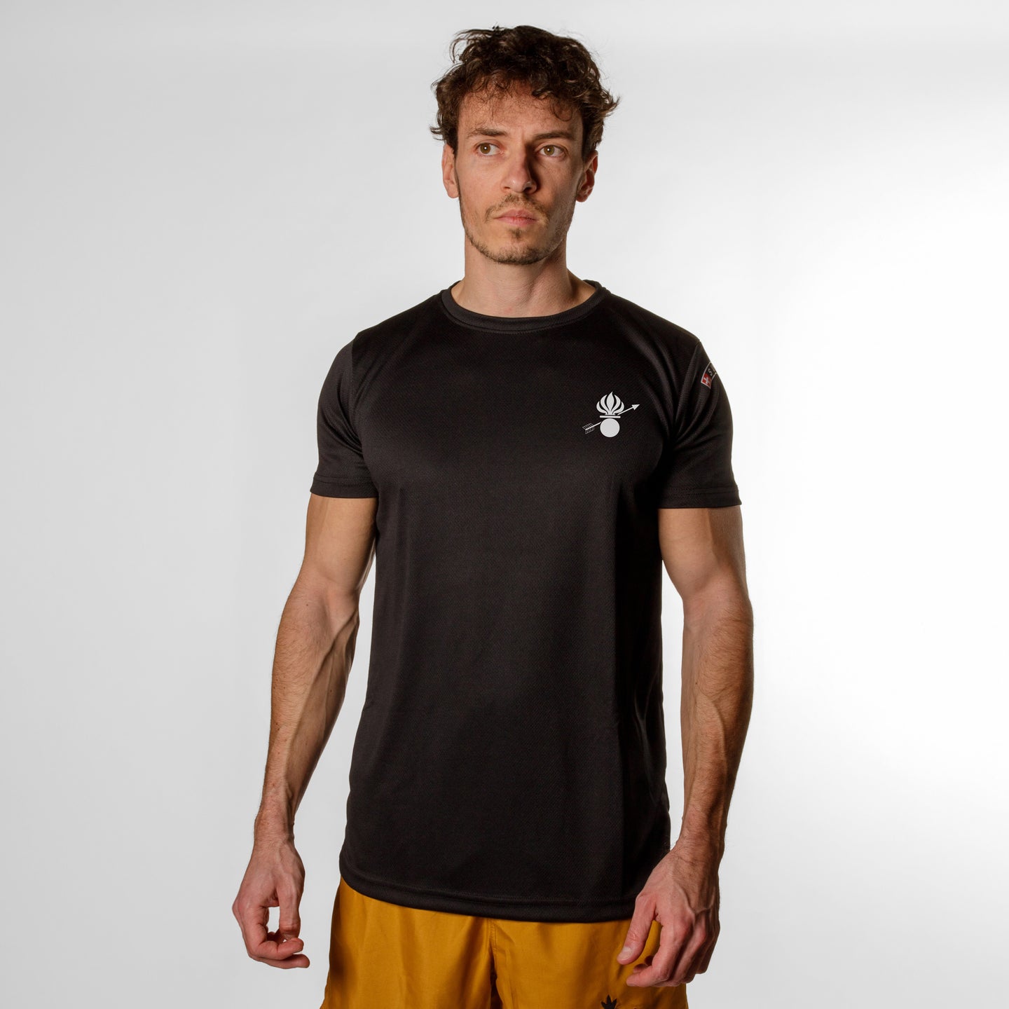 06 black t -shirt - troops/functions