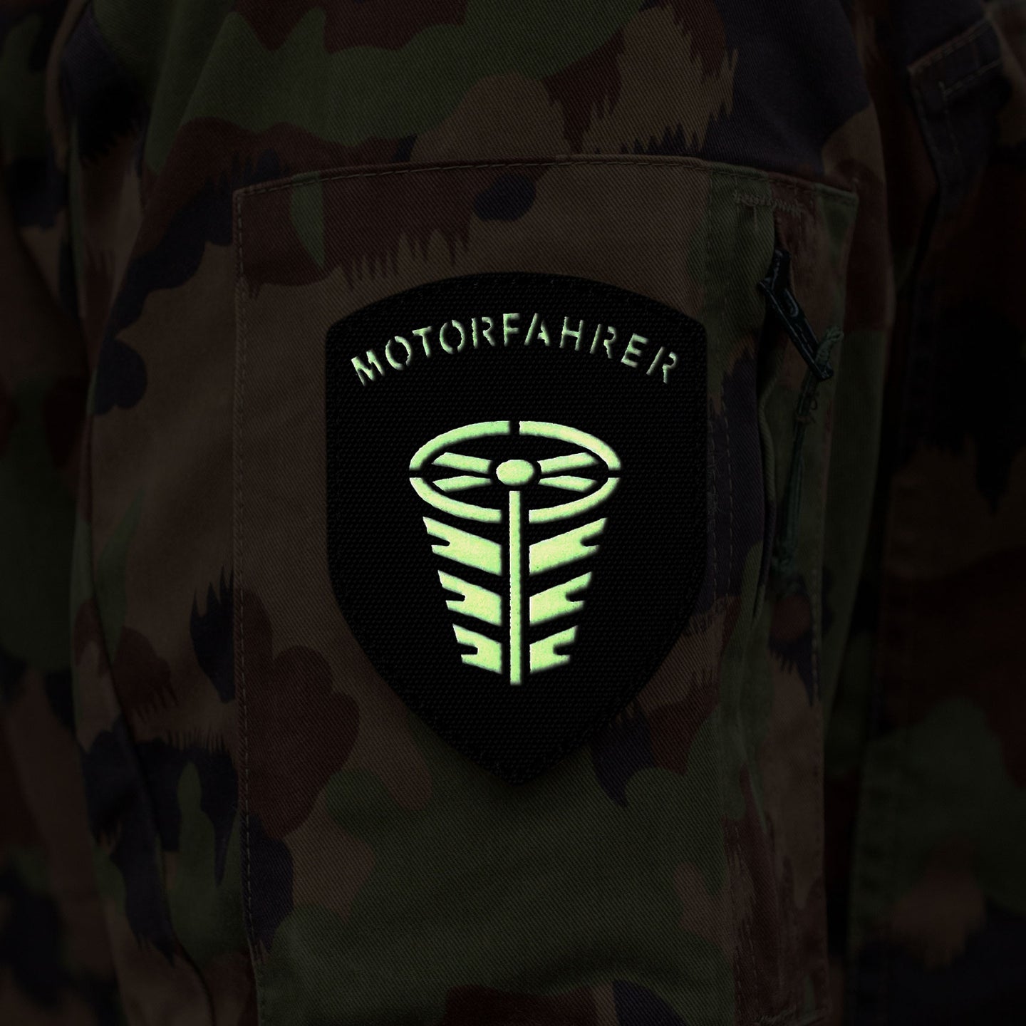 Motorist - badge - fluorescent
