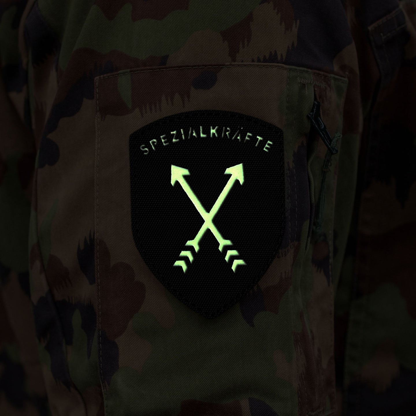 Special forces - badge - fluorescent
