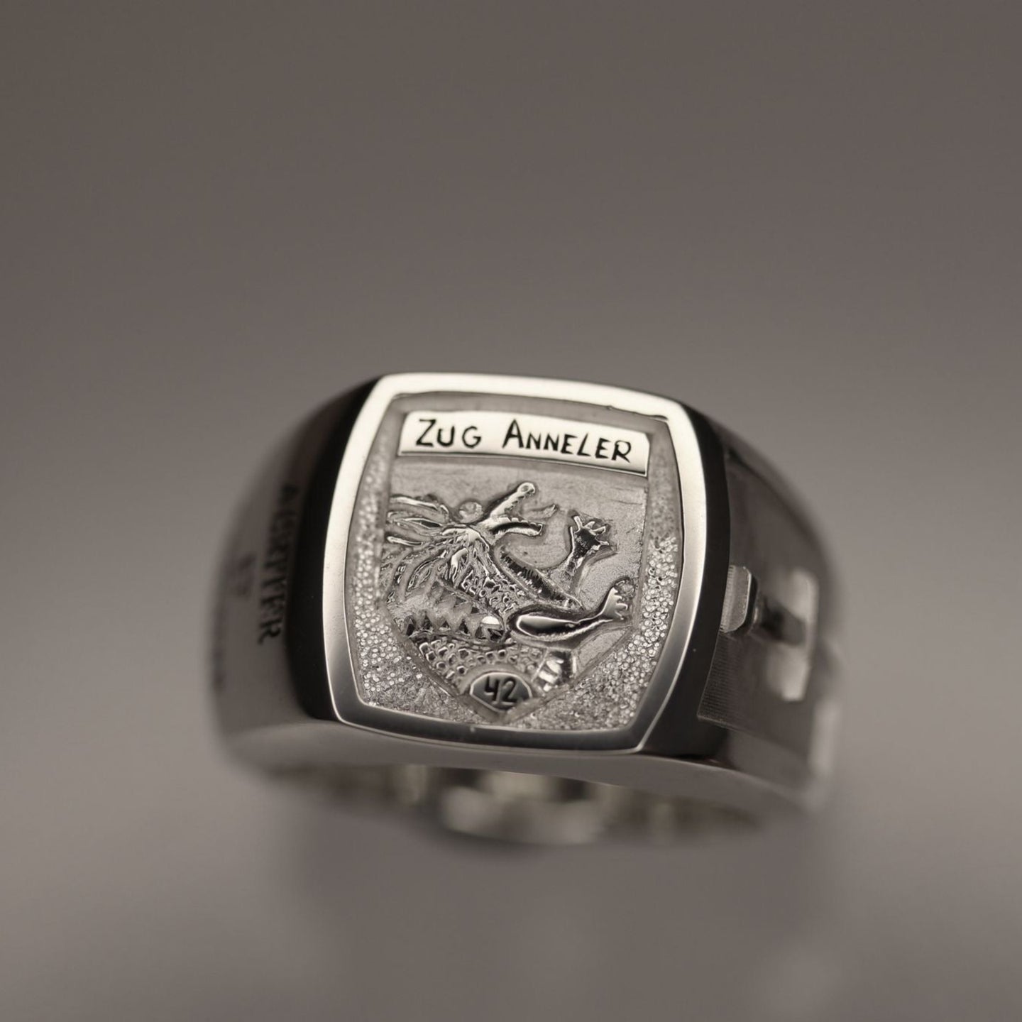 Chevalière en argent personnalisé