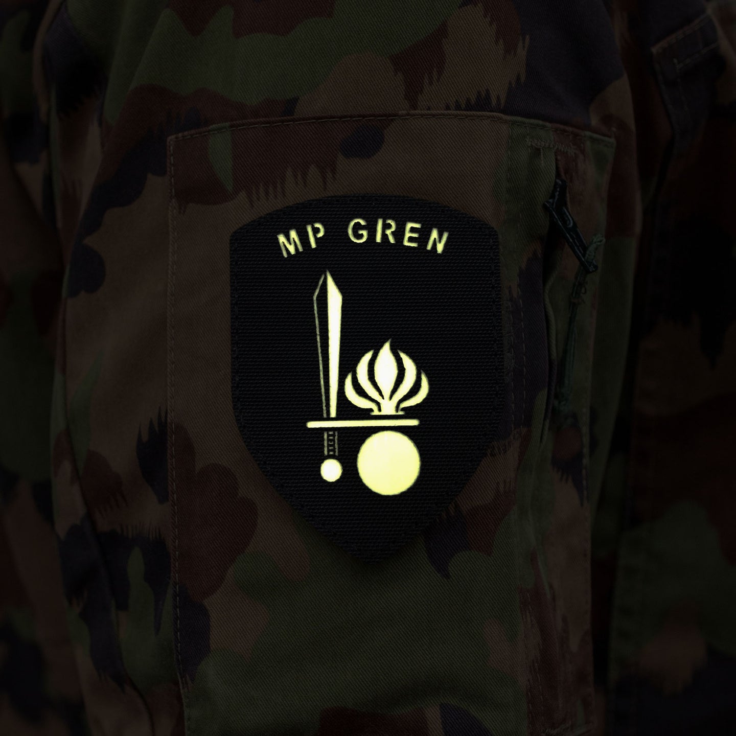 Military police grenadier - badge - fluorescent